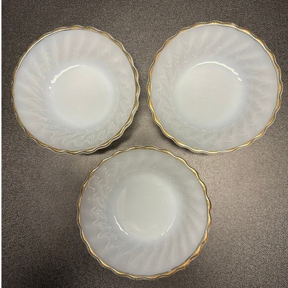 Set of 3 Vintage Anchor Hocking Oven Ware Suburbia Gold Trim Swirl Desert Bowls - Picture 1 of 5